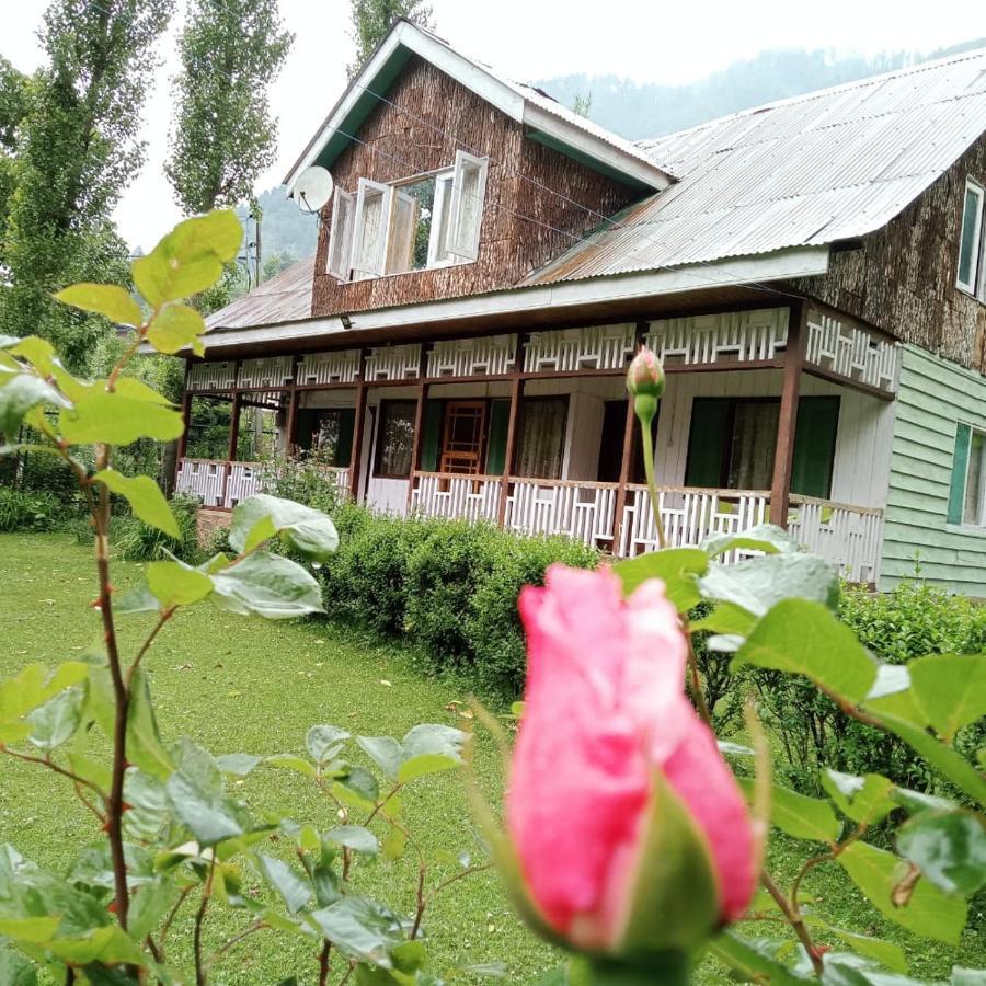 Pk Cottage Pahalgām Eksteriør billede